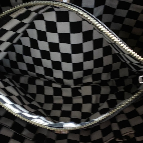 Isabella Fiore Black and White Cherry leather Shoulder Bag - Picture 4 of 13